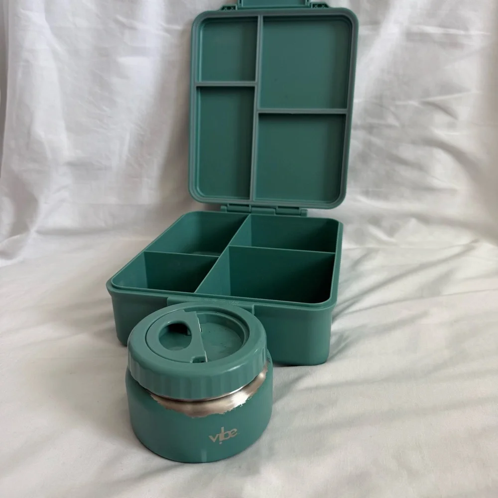 Vibe Green‎ Alpaca Kids Lunch Box
